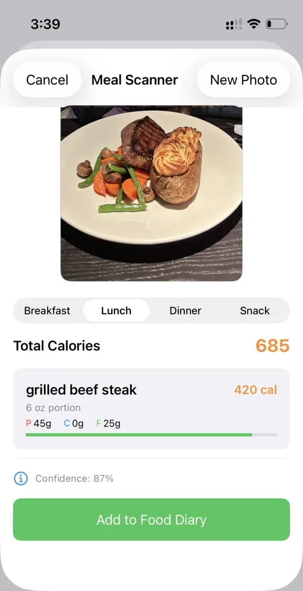 Mocha's meal scanner showing a steak dinner logged at 685 calories with protein, carbs and fat